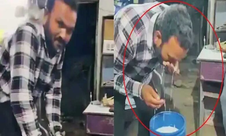 अहमदाबाद में दूध में थूक मिलाकर बनाया वीडियो, मिल्क फैक्ट्री में कर्मचारी की घिनौनी हरकत, जेल नहीं मौत की सजा दो 1 18 A 24