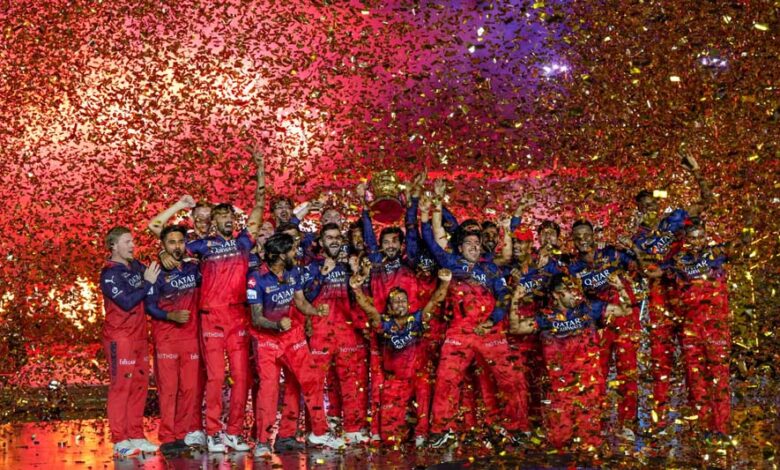 IPL चैम्पियन रॉयल चैलेंजर्स बेंगलुरु की जीत पर बेंगलुरु में 'महाजश्न', निकलेगी विक्ट्री परेड, देखें रूट 1 4A 28