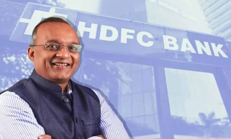 HDFC बैंक पर लगा ट्रस्ट फंड घोटाले का आरोप, CEO के खिलाफ दर्ज हुई FIR, बड़े विवाद में फं 1 hdfc