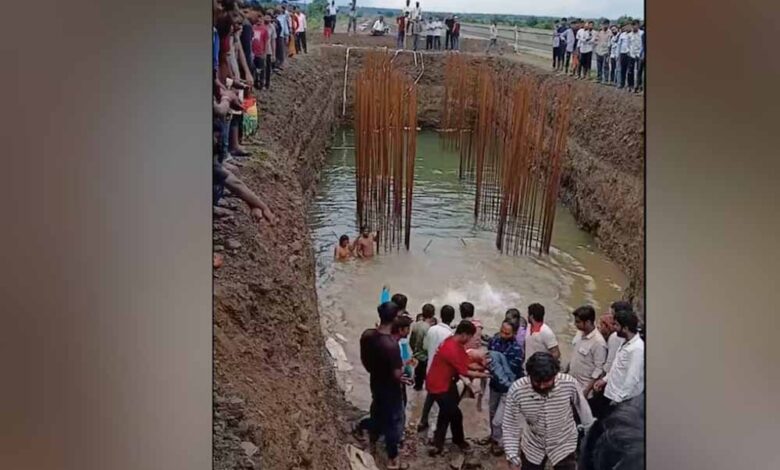 यवतमाल रेलवे साइट पर हादसा: गड्ढे में डूबे 4 बच्चों की दर्दनाक मौत 1 21A 2