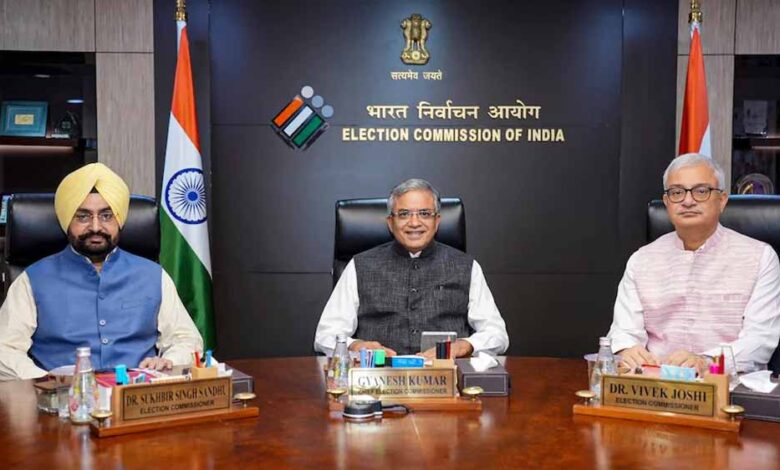 मुख्य चुनाव आयुक्त को संविधान का कवच, विपक्ष के लिए हटाना मुश्किल 1 chunao ayog