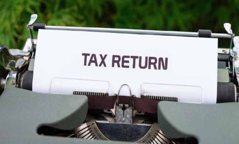 ₹3 लाख सालाना सैलरी वालों को ITR भरना ज़रूरी? जानिए आयकर विभाग का मैसेज 1 tax