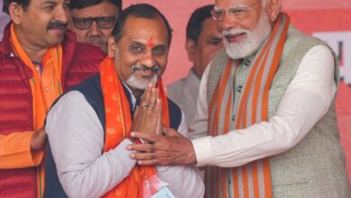 नवरात्रि में खुले में मांस की बिक्री पर रोक की मांग, दिल्ली BJP विधायक का बयान चर्चा में 8 1 862