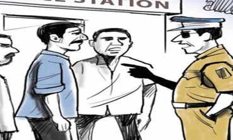 दिल्ली पुलिस का ड्रग्स माफिया पर बड़ा प्रहार, 12 करोड़ की हेरोइन जब्त, 5 गिरफ्तार 1 police loot cartoon A 44 4