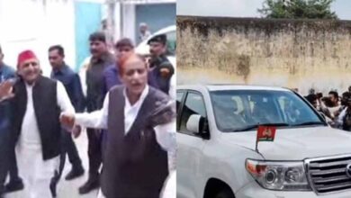 तीन साल बाद आजम खां से मिले अखिलेश यादव, पुलिस ने मीडिया को रोका 2 1 435