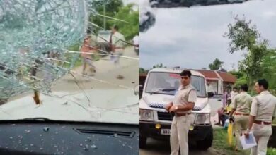 बंगाल में भाजपा प्रतिनिधिमंडल पर हमला, पथराव में सांसद मुर्मू घायल, सिर में लगी चोट 7 6A 93
