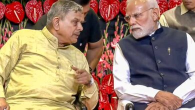 PM मोदी ने RSS की शताब्दी पर जारी किया विशेष डाक टिकट और सिक्का, संघ की भूमिका की जमकर सराहना 1 rss