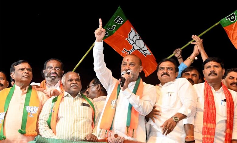 हैदराबाद में हिंदू लड़कियों के साथ कथित अपराध, मंत्री ने AIMIM पर गंभीर आरोप लगाए 1 10A 58