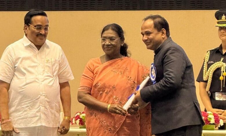 रायपुर : छत्तीसगढ़ के दो जिलों को जल संरक्षण के क्षेत्र में उल्लेखनीय कार्य के लिए राष्ट्रीय स्तर पर मिला सम्मान 1 19A 9