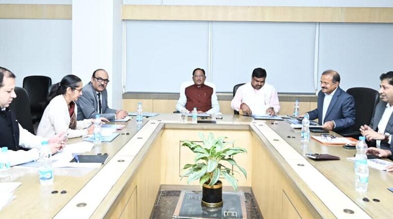 रायपुर : बच्चों के भविष्य को स्वर्णिम बनाने की महती जिम्मेदारी शिक्षा विभाग पर - मुख्यमंत्री विष्णु देव साय 1 29A 1