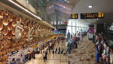 दिल्ली एयरपोर्ट पर तकनीकी गड़बड़ी से हड़कंप, ATC सिस्टम फेल होने से 100 उड़ानें लेट 6 7A 14