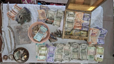 कर्नाटक में बड़ा मामला: मंत्री जमीर अहमद के सेक्रेटरी के घर लोकायुक्त का छापा, 14 करोड़ बरामद 4 25A 58