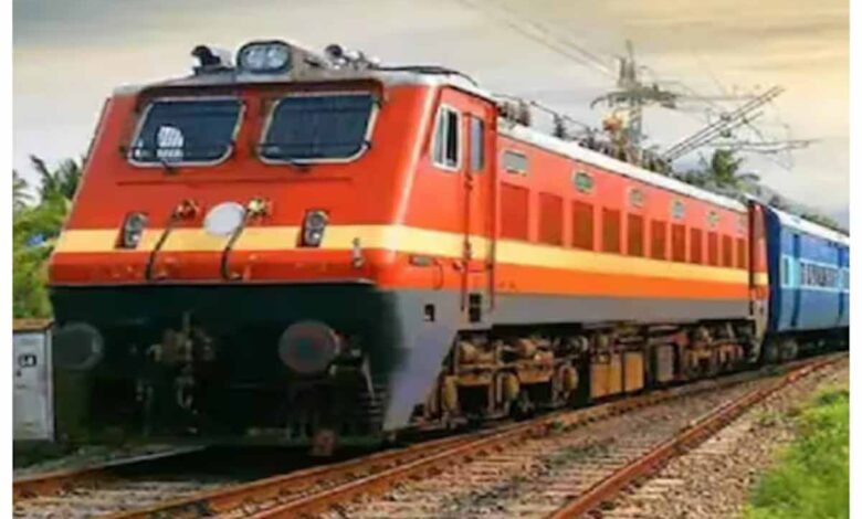 नए साल पर श्रद्धालुओं को राहत: माता वैष्णो देवी कटरा रूट पर स्पेशल ट्रेनें, पंजाब–जम्मू के कई स्टेशनों पर स्टॉपेज 1 train 13