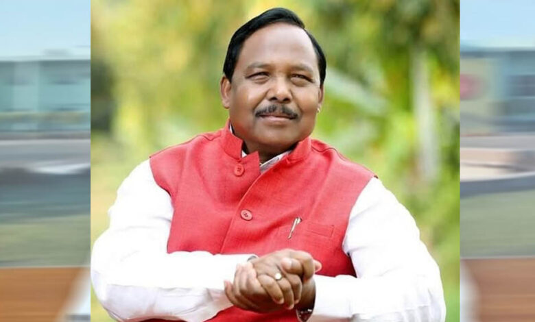 एमसीबी : जनजातीय आस्था का तीर्थ आल्हामाड़ा: सामाजिक एकता और सांस्कृतिक चेतना का जीवंत प्रतीक बना छेरता तिहार 1 6A 155