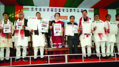 असम में BJP पर प्रियंका गांधी का बड़ा हमला, जारी की 20-पॉइंट चार्जशीट 4 1 528