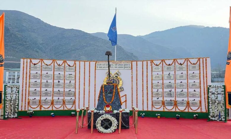 पुलवामा हमले की बरसी: पीएम मोदी ने शहीदों को दी श्रद्धांजलि, उनका साहस भारतीयों के लिए प्रेरणा 1 14A 108