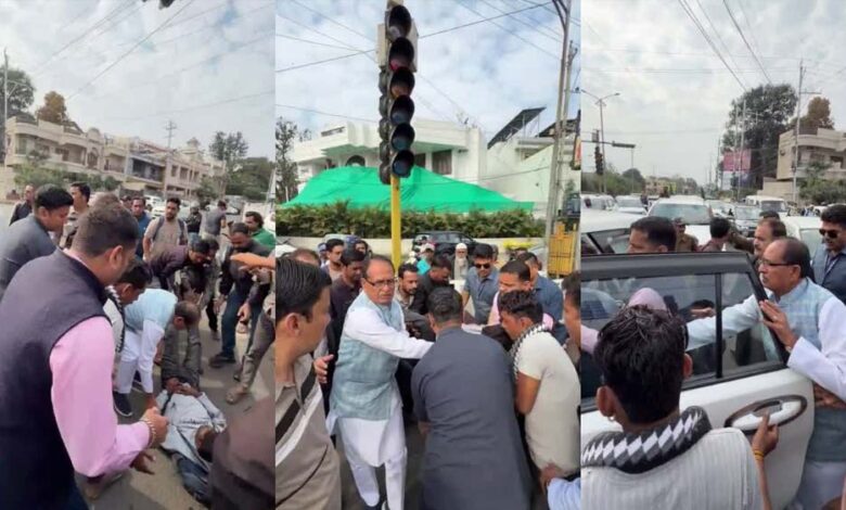 कृषि मंत्री शिवराज ने सड़क पर तड़पते युवक को देखा, काफिला रुकवाकर खुद अस्पताल पहुंचाया 1 28A 6