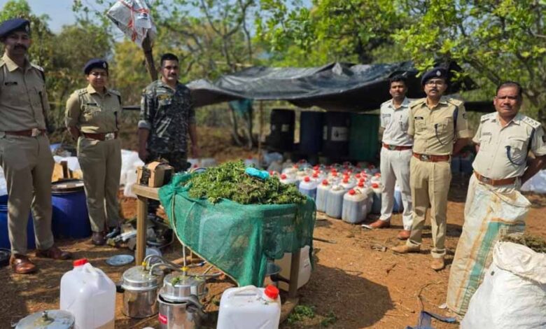 ओडिशा पुलिस की अब तक की सबसे बड़ी ड्रग स्ट्राइक, 200 करोड़ की हशीश और 5 करोड़ का गांजा जब्त 1 Nasha 01 1