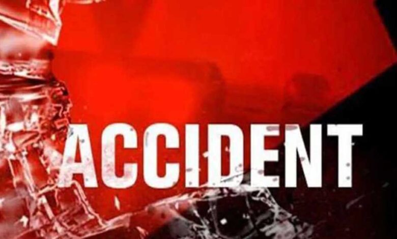 रायबरेली में हादसा: तेज रफ्तार कार ने 8 लोगों को टक्कर मारी, चार की मौत 1 accident 64 4 1
