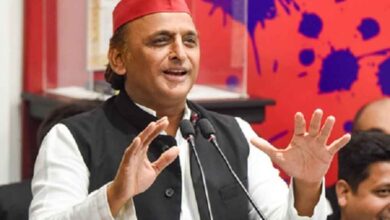 शंकराचार्य विवाद पर अखिलेश यादव का हमला, CM योगी के व्यवहार पर उठाए गंभीर सवाल 10 akhi 2