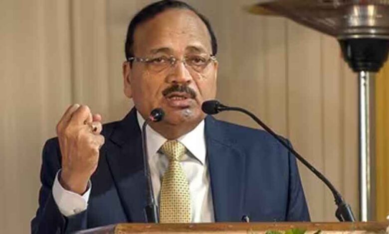 SIR याचिका पर भड़के CJI सूर्यकांत: क्या हम तय करेंगे माता-पिता कौन हैं? 1 cji 1