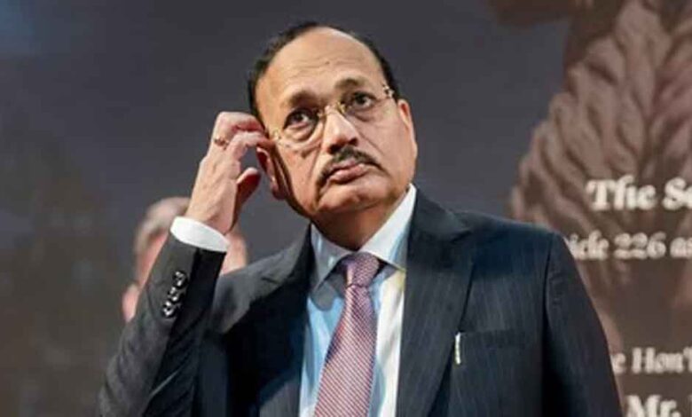 सूर्यकांत की सख्त टिप्पणी—UGC नियमों के खिलाफ याचिका पर कहा, ‘अब ये हद से ज्यादा हो रहा है’ 1 cji 5