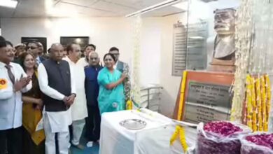 सीएम रेखा गुप्ता ने किया डॉ. हेडगेवार की प्रतिमा का अनावरण, आरोग्य संस्थान विस्तार की घोषणा 3 rekha