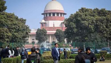 325 रुपये कमाने वाले पति पर सुप्रीम कोर्ट सख्त, पत्नी को 10 हजार रुपये मेंटेनेंस देने का आदेश 3 sc 5