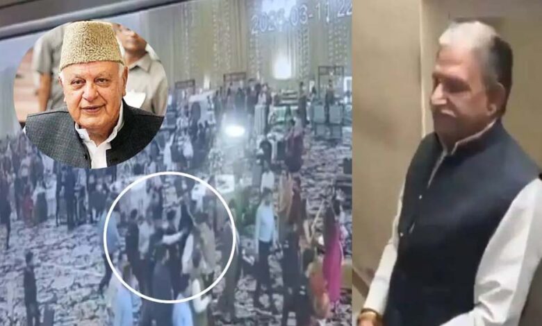 शादी समारोह में पूर्व मुख्यमंत्री फारूक अब्दुल्ला पर जानलेवा हमला, पुलिस के दो जांबाजों ने बचाई जान 1 12A 3