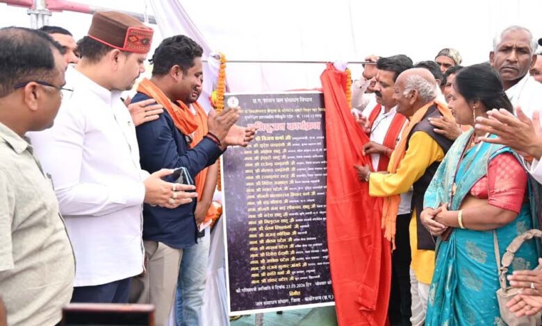 रायपुर: किसानों के विकास के लिए छत्तीसगढ़ सरकार लगातार कर रही है प्रयास – उपमुख्यमंत्री विजय शर्मा 1 24A 77