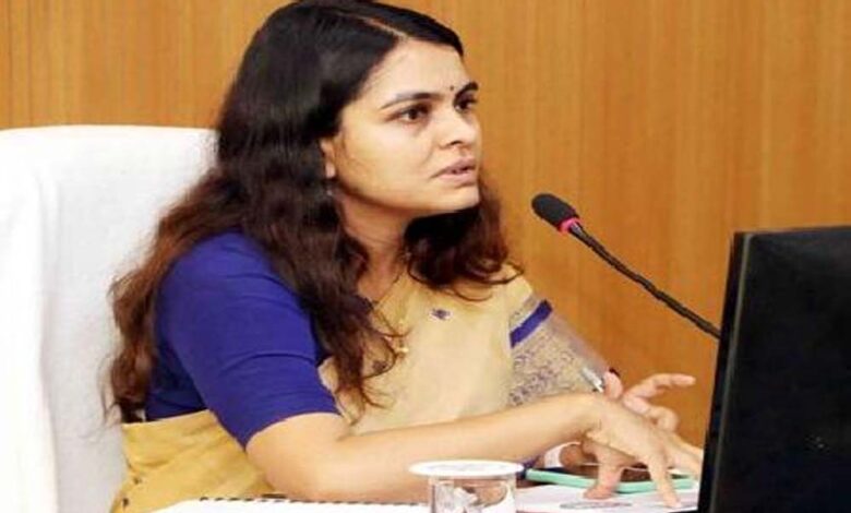 HC ने शाजापुर कलेक्टर को तीसरी बार लगाई फटकार: वेतनवृद्धि रोकने के आदेश पर स्टे, 15 दिन में हलफनामा देने का निर्देश 1 26A 86