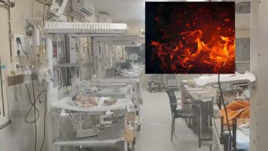 जबलपुर मेडिकल कॉलेज के NICU वार्ड में आग, डॉक्टर ने फायर एक्सटिंग्विशर से 27 बच्चों को बचाया 1 27A 156