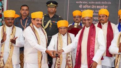 दीक्षा प्राप्त करने के बाद विद्यार्थी समाज और देश के विकास में सहयोग दें और बने जिम्मेदार नागरिक : राज्यपाल पटेल 2 Diksha 01