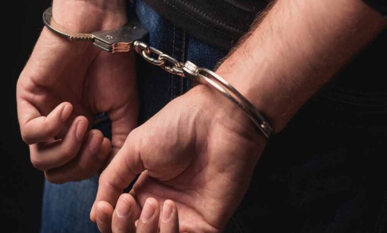 उमा भारती की बहू को हाइड्रोजन बम से उड़ाने की धमकी, फेसबुक कमेंट करने वाला आरोपी गिरफ्तार 1 Girftar 01 1