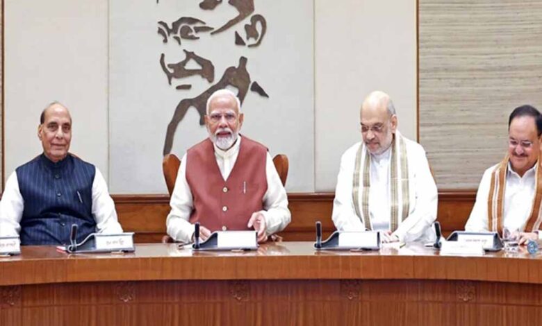 मोदी कैबिनेट का बड़ा फैसला: 33,660 करोड़ की योजना मंजूर, बनेंगे 100 औद्योगिक पार्क 1 Modi 01