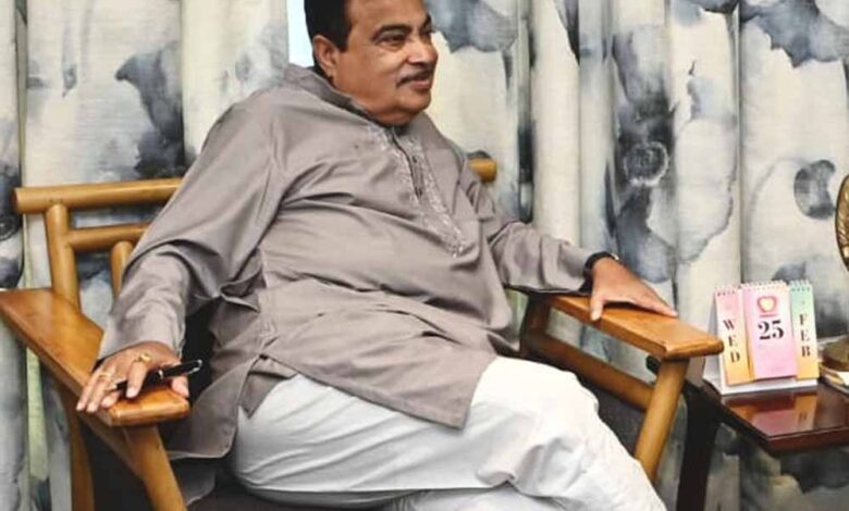 केंद्रीय परिवहन मंत्री नितिन गडकरी से मिले उपमुख्यमंत्री विजय शर्मा 1 Nitin 03
