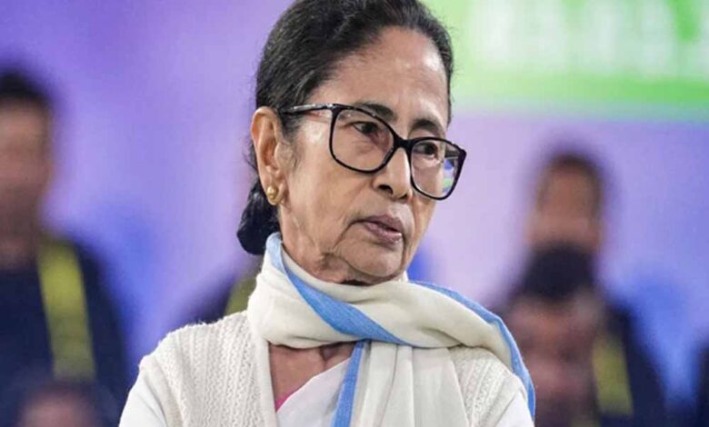 बंगाल चुनाव में TMC का बड़ा दांव: सभी सीटों पर उम्मीदवार घोषित, भवानीपुर से ममता बनर्जी मैदान में 1 mam 1