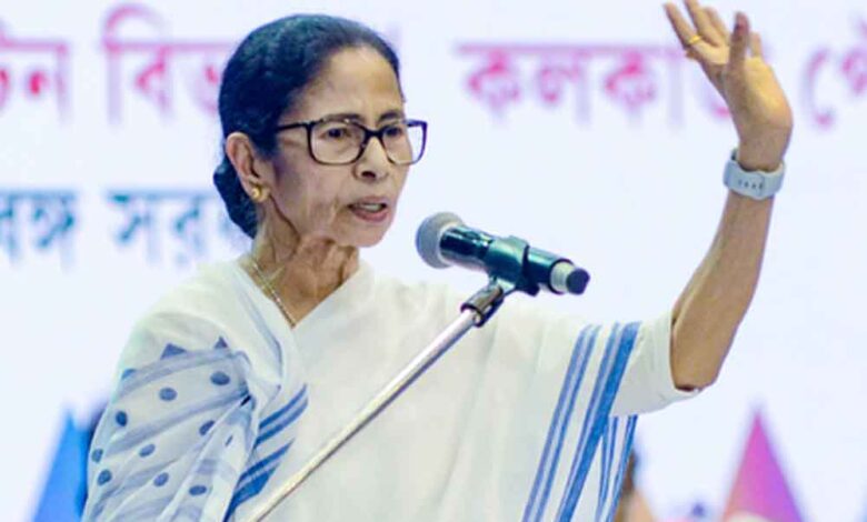 बंगाल SIR पर ममता बनर्जी का बड़ा आरोप: जिंदा वोटर्स को बताया गया मृत 1 mamta ban