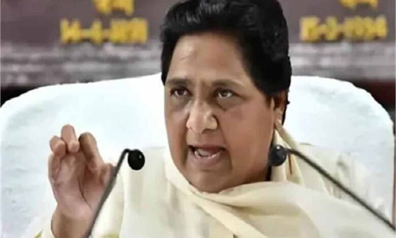 कांशीराम जयंती पर मायावती का वार: सपा-कांग्रेस पर लगाया ‘दोगले चरित्र’ का आरोप 1 maya