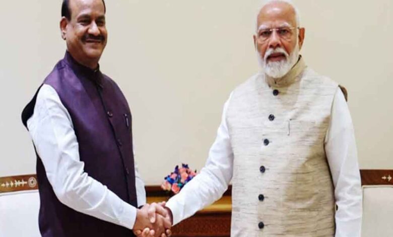 'दलों से ऊपर उठकर निभा रहे जिम्मेदारी' — पीएम मोदी ने ओम बिरला की कार्यशैली की जमकर सराहना 1 modi birla