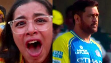 MS Dhoni को चेपॉक में देखकर भावुक हुई फैन, रोते हुए वीडियो ने जीता दिल 4 ms dhoni