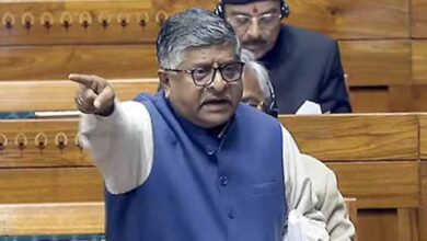 संसद में राहुल गांधी के बयान पर बवाल, ‘जलेबी की फैक्ट्री और तपस्या की गर्मी’ पर छिड़ी तीखी बहस 8 ravi 1