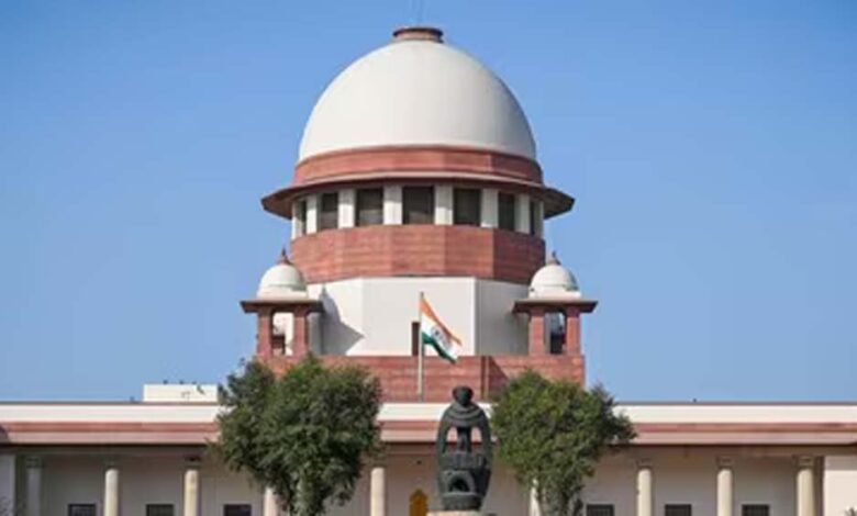 CM पर धमकाने का आरोप, महिला पहुंची सुप्रीम कोर्ट; जज की टिप्पणी से बढ़ी चर्चा 1 sc 2