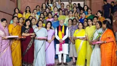 यूपी चुनाव से पहले बड़ा कदम! 33% महिला आरक्षण लागू करने की तैयारी में सरकार 6 woman 3