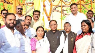 माँ भारती के वीर सपूत चंद्रशेखर आज़ाद को नमन: मुख्यमंत्री विष्णुदेव साय ने अंबिकापुर में प्रतिमा का किया अनावरण 9 1 42