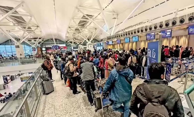 दिल्ली एयरपोर्ट की नई पहल, यात्रियों के लिए लॉन्च की 20 भाषाओं में वीडियो सीरीज़ 1 109 12