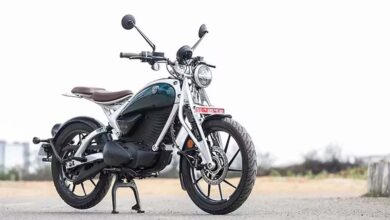 भारत में लॉन्च हुई Royal Enfield Flying Flea C6 इलेक्ट्रिक मोटरसाइकिल, जानें कीमत और रेंज 2 10A 131