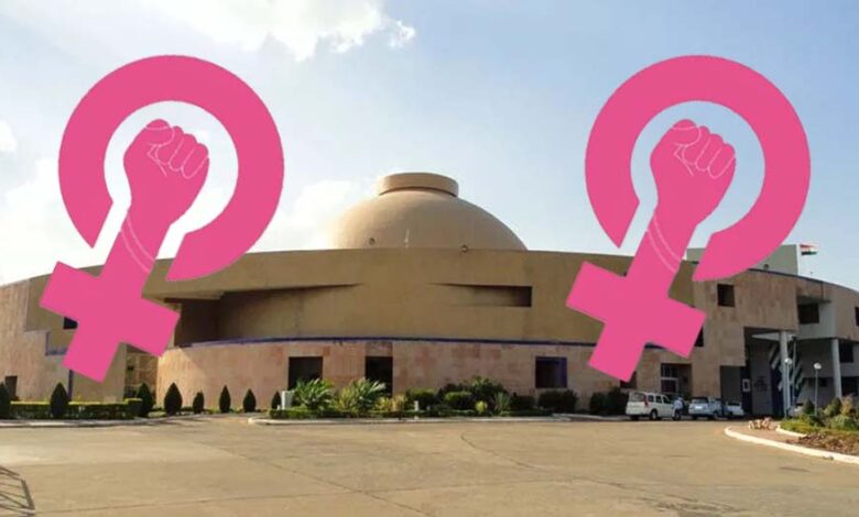 एमपी में 345 विधायक और 45 सांसद, 33% महिला आरक्षण लागू होने पर बदलेगा सत्ता का गणित 1 15A 129