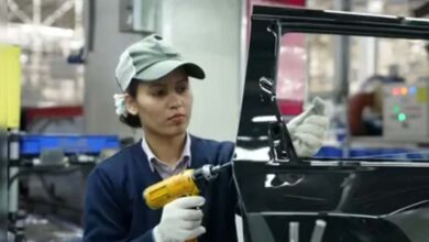 महिला भागीदारी पर चर्चा के बीच Maruti का बड़ा ऐलान, फैक्ट्री में बढ़ी 'वुमन पावर' 1 16A 106