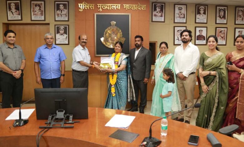 पुलिस मुख्यालय परिवार द्वारा नौसेवानिवृत्त कर्मचारियों को भावभीनी विदाई 1 1A 7